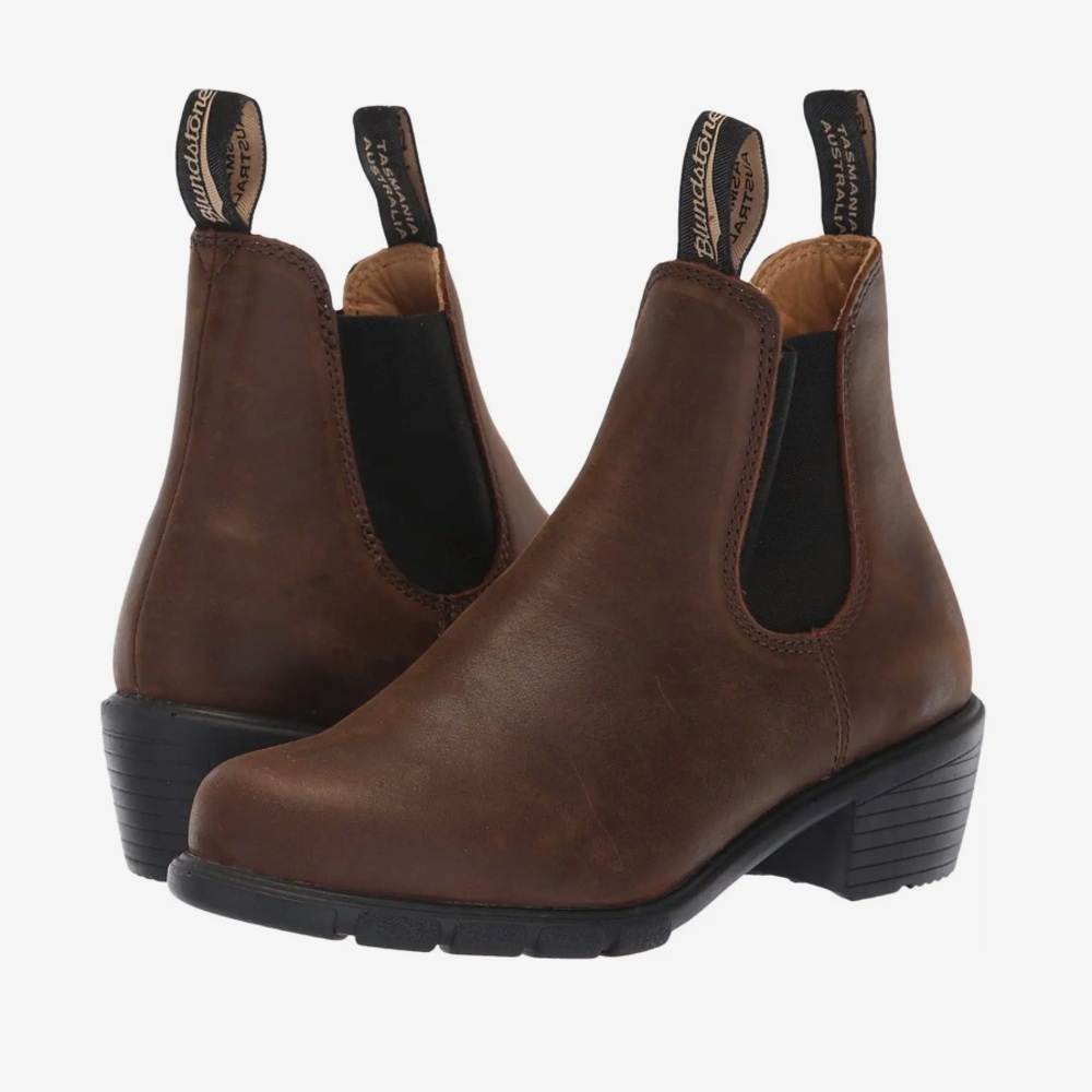Blundstone BL1673 Heeled Chelsea Boot in Antique Brown